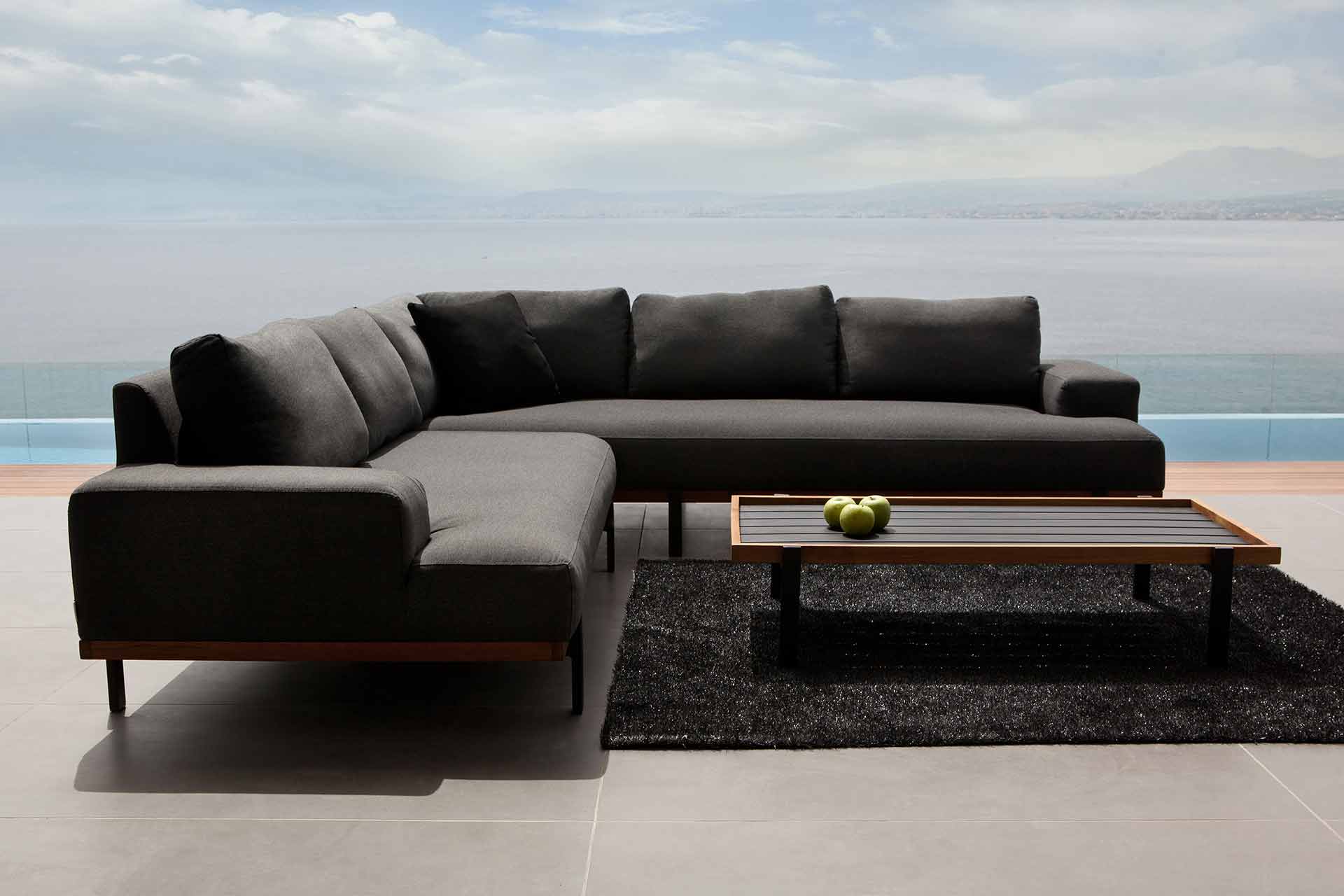 Mooy Coffee Table
